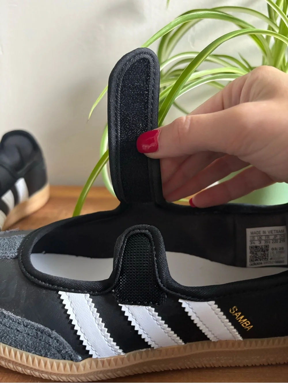 Adidas Samba Mary Jane’s Kids Black Sneakers with White Stripes